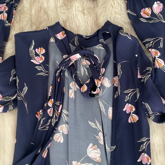 Dress - Picture 6 of 7